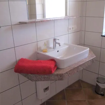 Am Plauer شقة ألت شفيرين